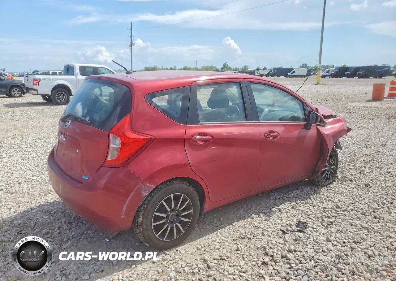 2015 Nissan Versa Note S VIN:3N1CE2CP6FL373058 - 3