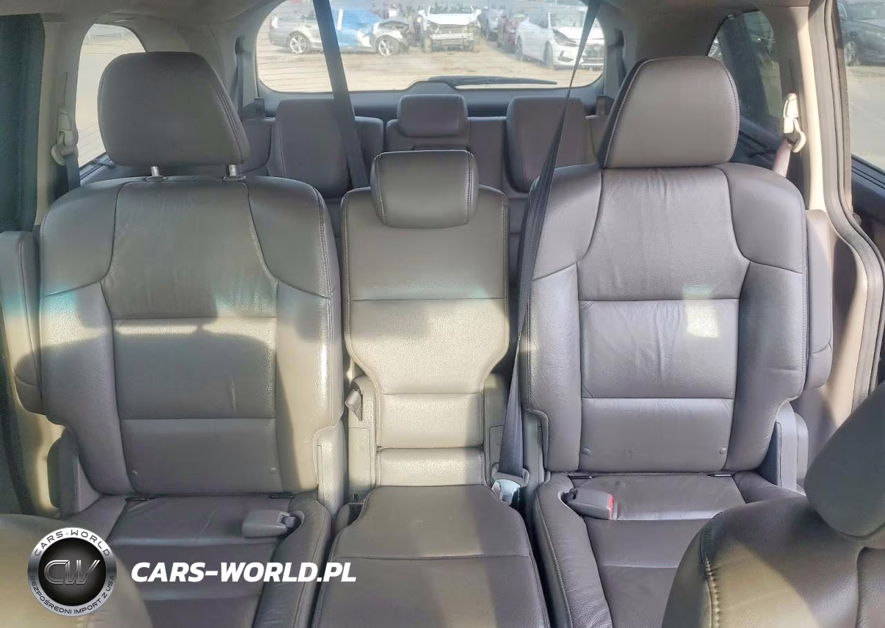 2012 Honda Odyssey Touring VIN:5FNRL5H98CB064145 - 10