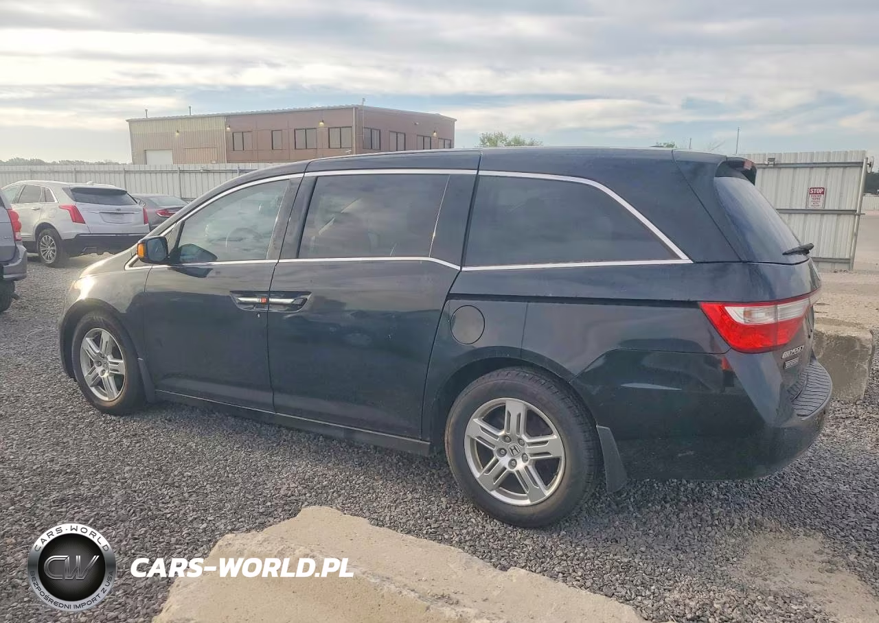 2012 Honda Odyssey Touring VIN:5FNRL5H98CB064145 - 2