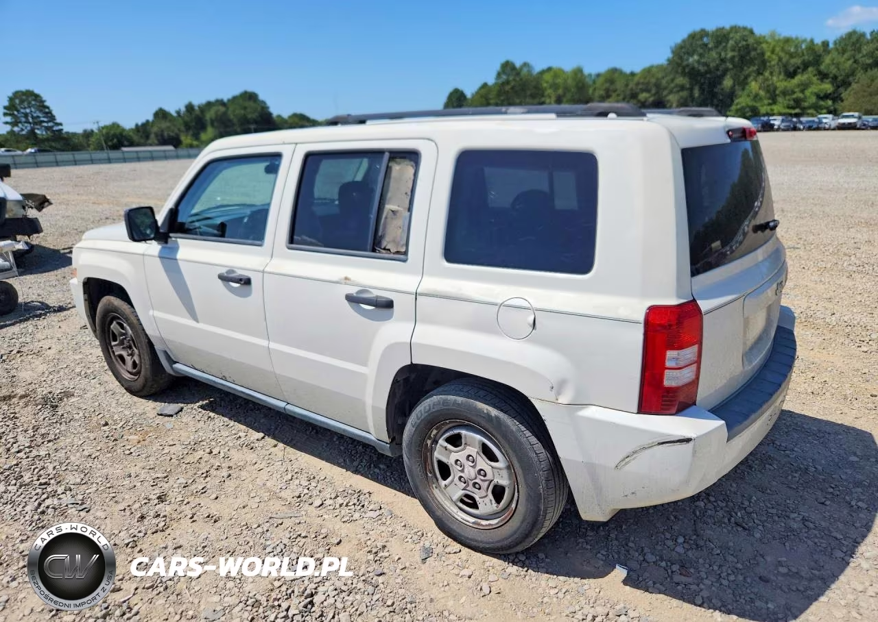 2008 Jeep Patriot Sport VIN:1J8FT280X8D520866 - 2