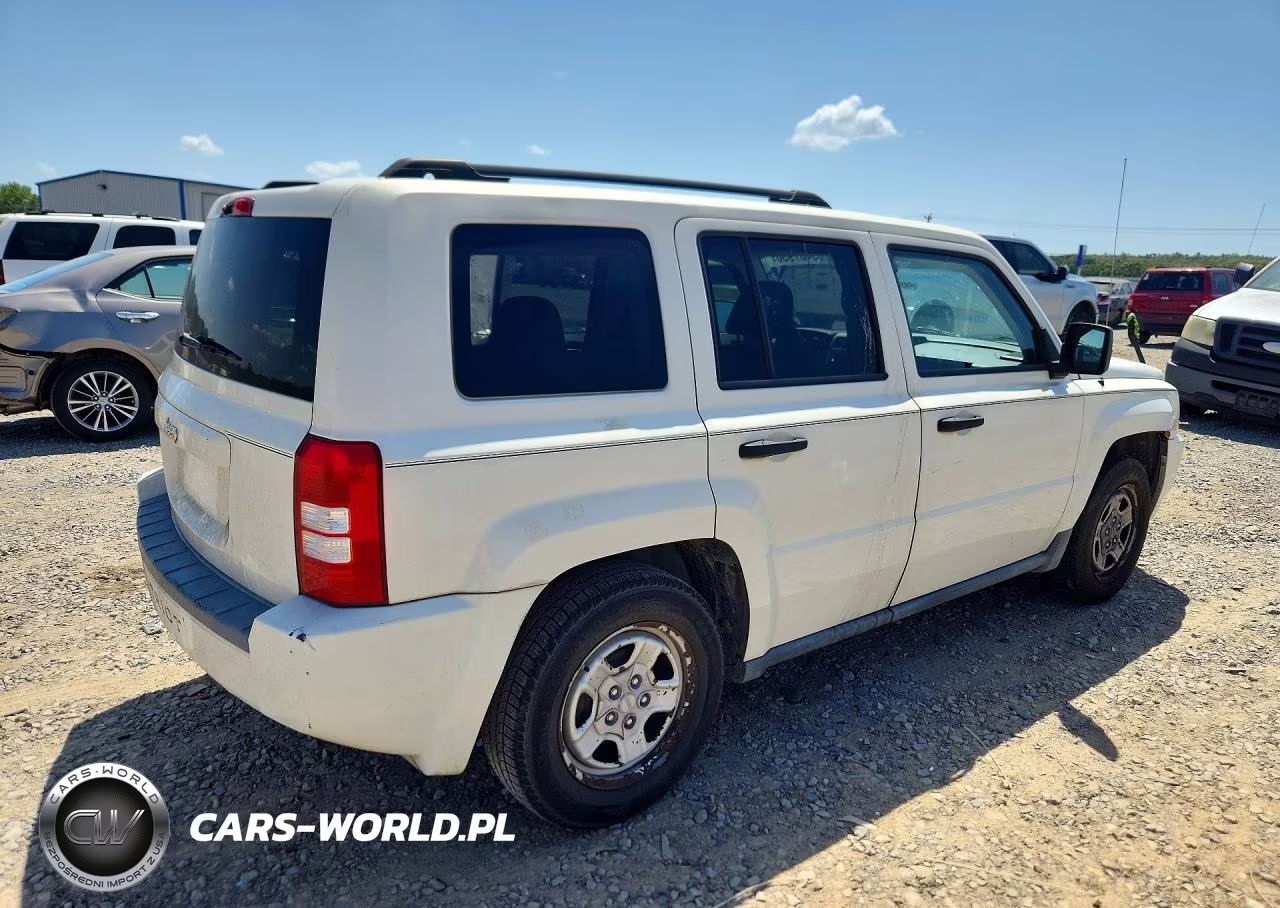 2008 Jeep Patriot Sport VIN:1J8FT280X8D520866 - 3