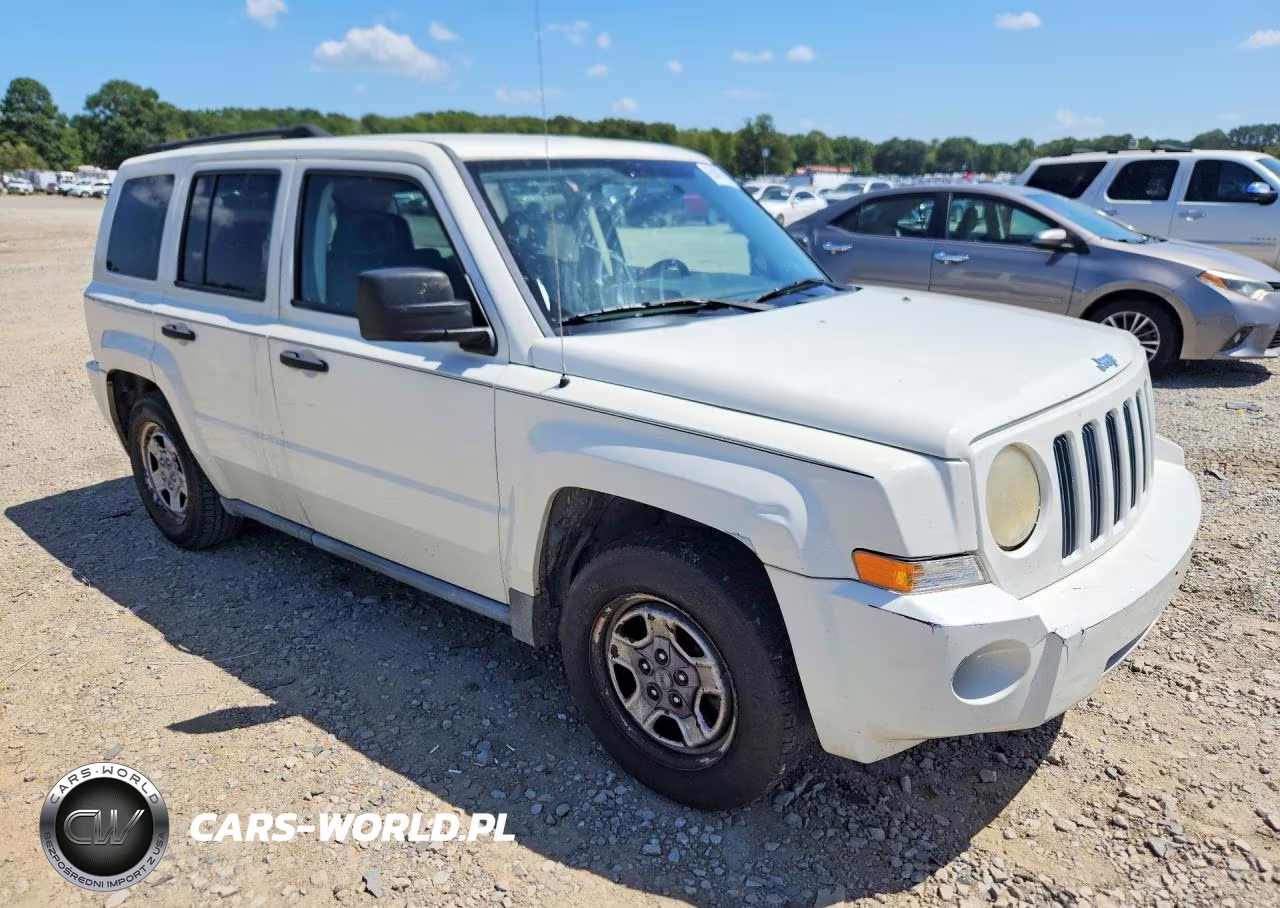 2008 Jeep Patriot Sport VIN:1J8FT280X8D520866 - 4