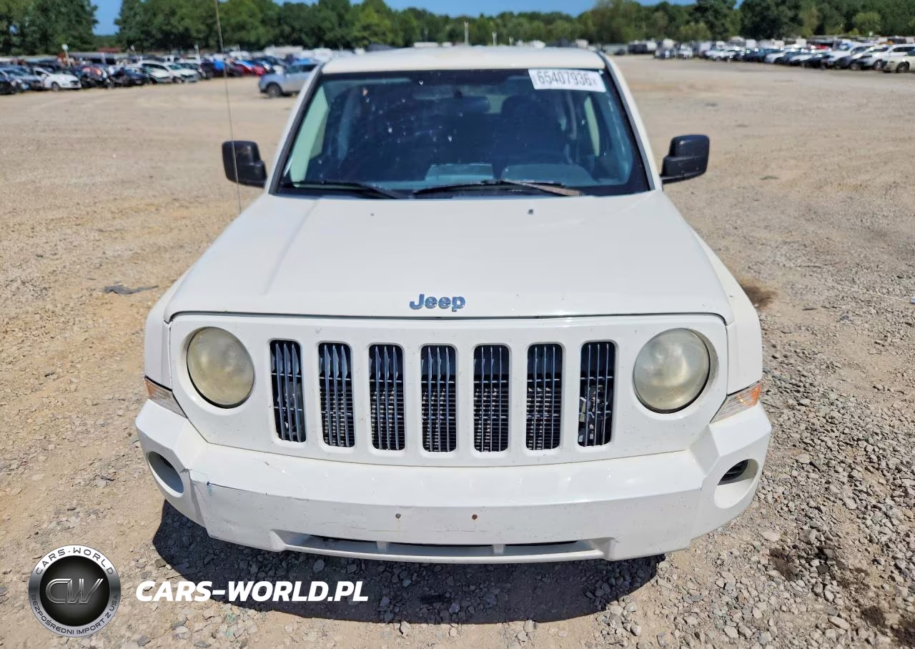 2008 Jeep Patriot Sport VIN:1J8FT280X8D520866 - 5