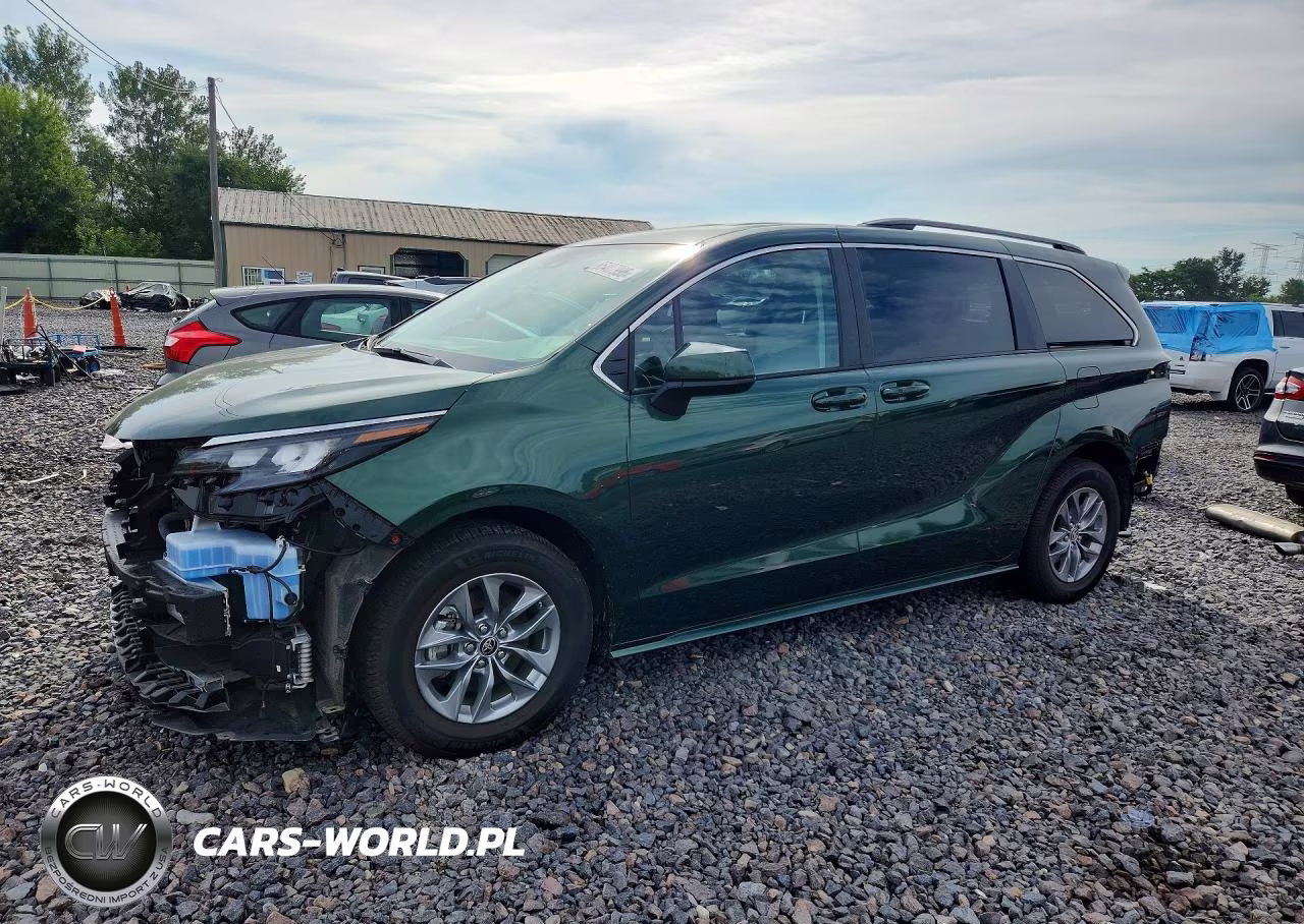 2024 Toyota Sienna Le – zdjęcie 1 z 14