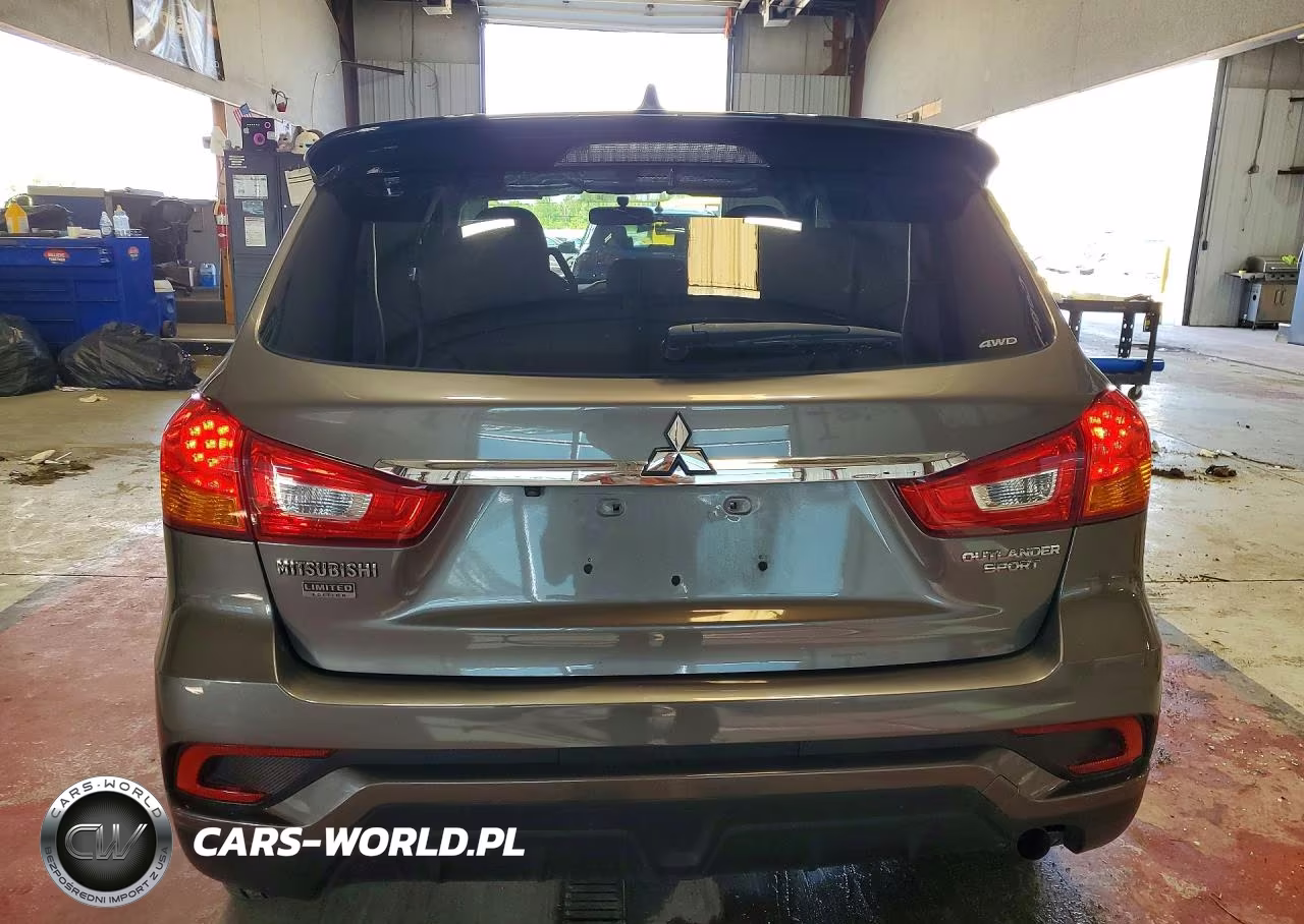 2018 Mitsubishi Outlander Sport Es VIN:JA4AR3AU4JZ028680 - 6