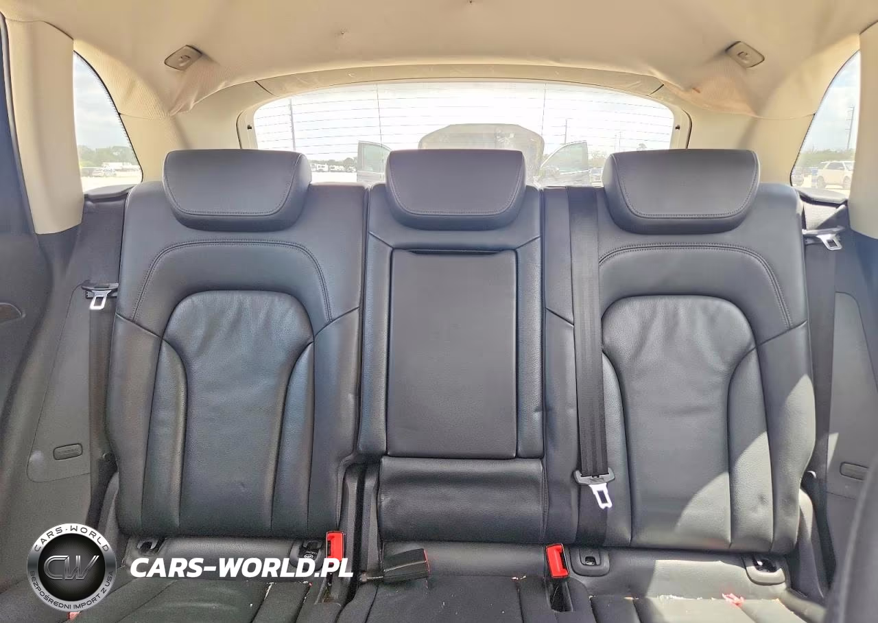 2010 Audi Q5 Premium VIN:WA1CKBFP5AA077735 - 10