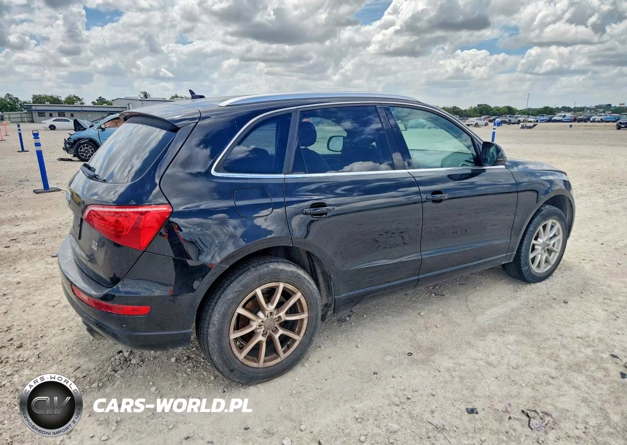 2010 Audi Q5 Premium VIN:WA1CKBFP5AA077735 - 3