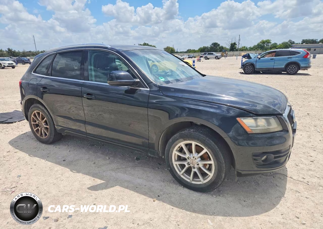 2010 Audi Q5 Premium VIN:WA1CKBFP5AA077735 - 4