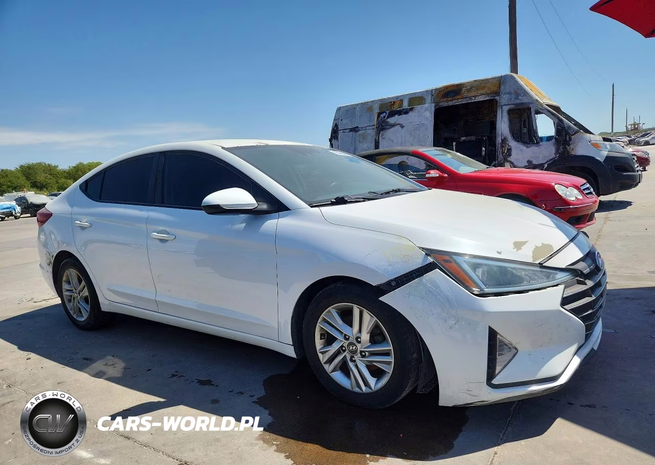 2020 Hyundai Elantra Sel VIN:5NPD84LF1LH542006 - 4
