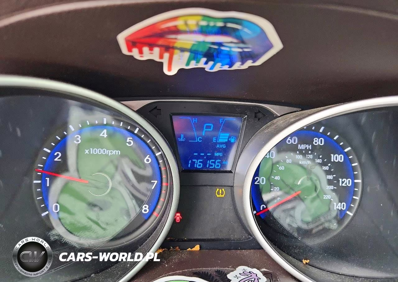 2012 Hyundai Tucson Gls VIN:KM8JU3AC1CU402850 - 9