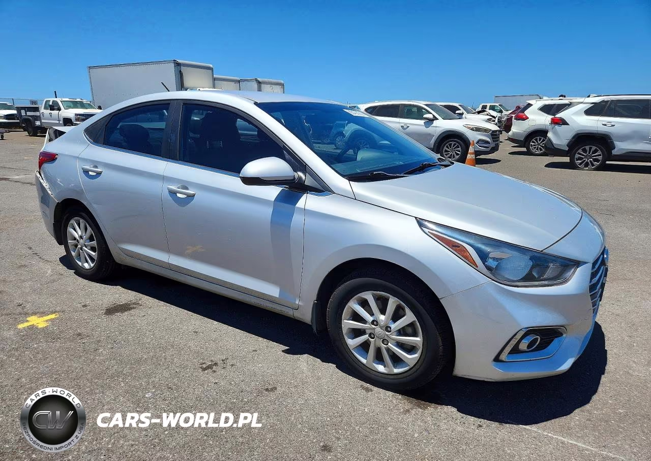 2019 Hyundai Accent Sel VIN:3KPC24A34KE041751 - 4