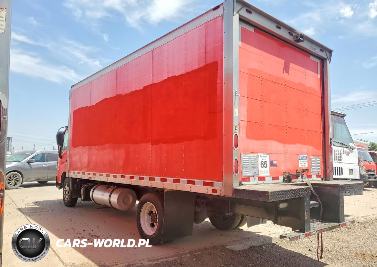 2018 Hino 195 Box Truck VIN:JHHSDM2HXJK006401 - 2