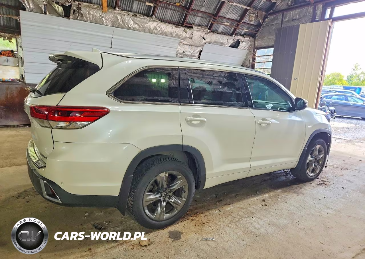 2017 Toyota Highlander Limited Platinum VIN:5TDDZRFHXHS414369 - 3