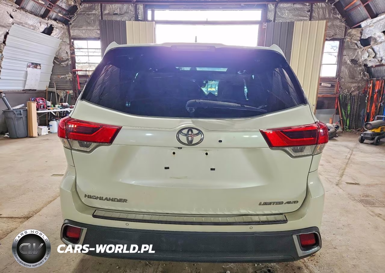 2017 Toyota Highlander Limited Platinum VIN:5TDDZRFHXHS414369 - 6
