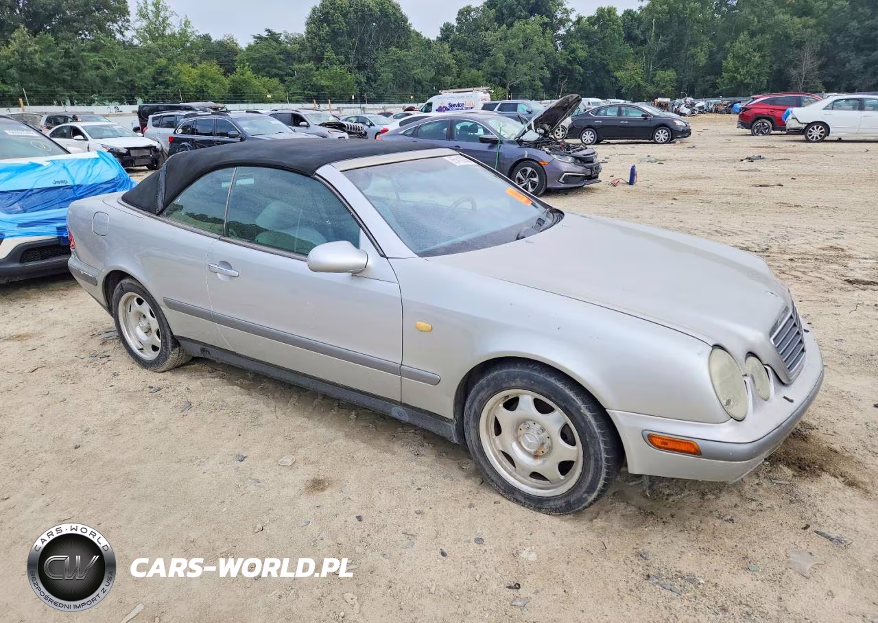 1999 Mercedes-Benz Clk 320 VIN:WDBLK65G4XT026480 - 4