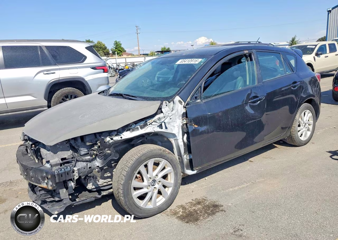 2013 Mazda 3 I