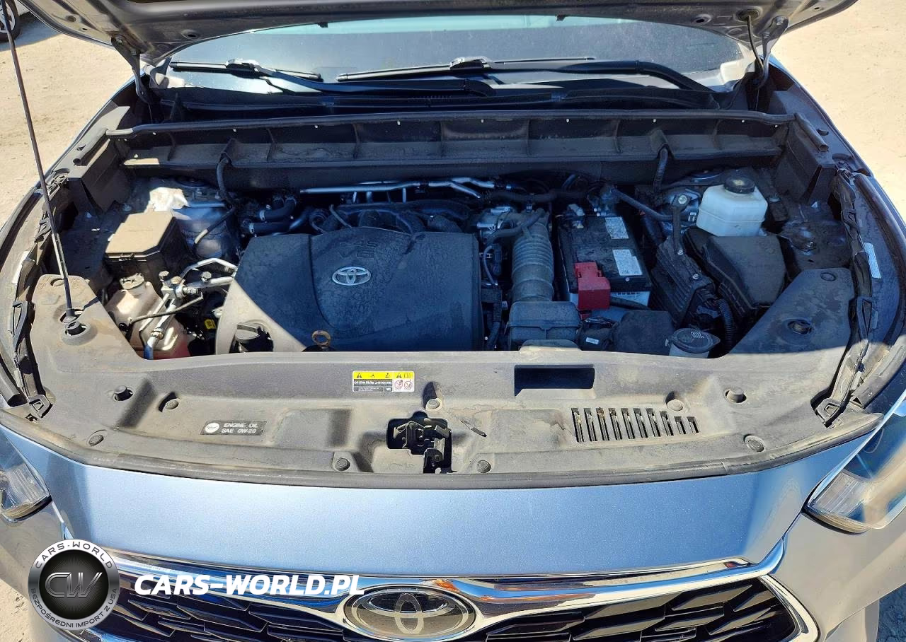 2022 Toyota Highlander Platinum VIN:5TDFZRBHXNS214456 - 12