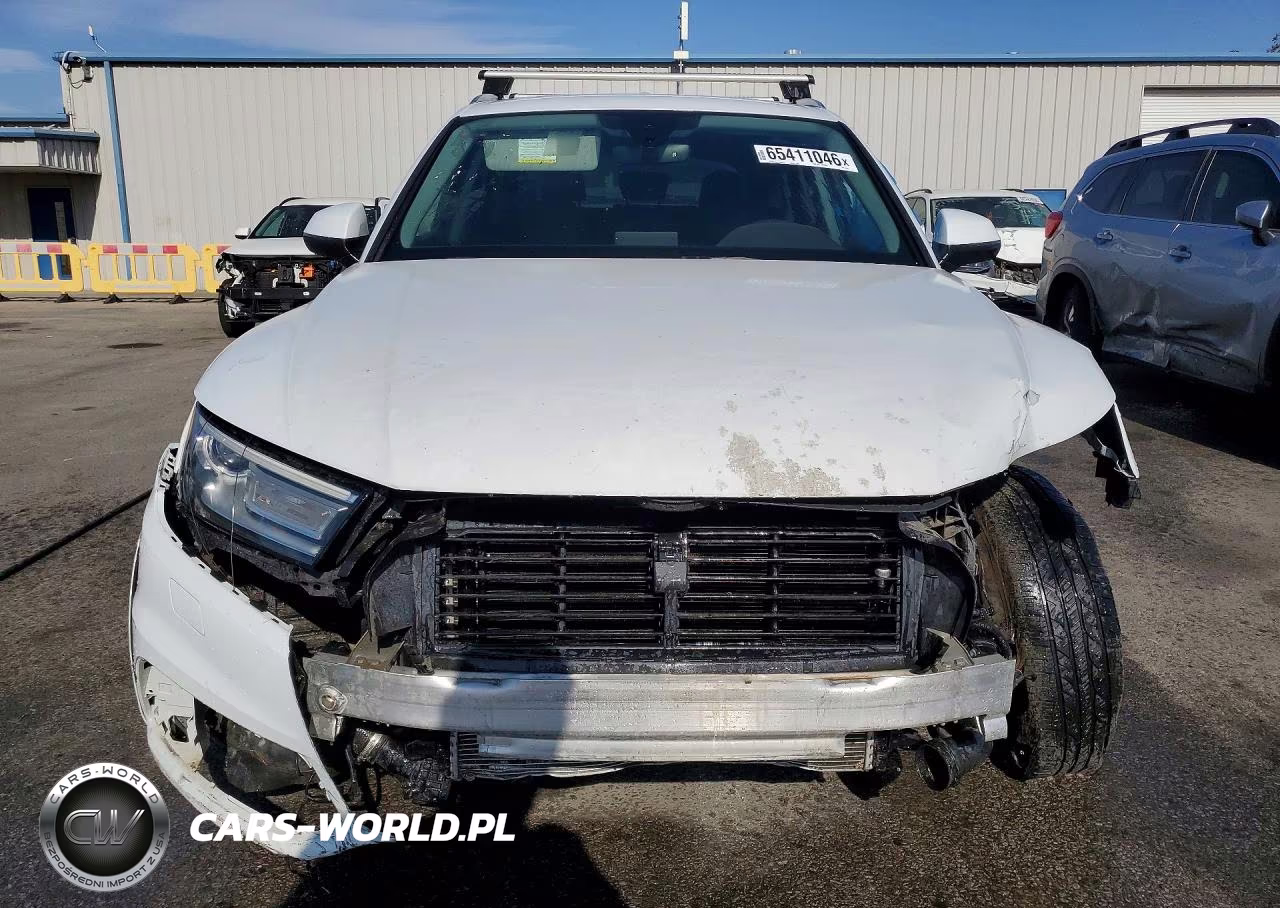 2019 Audi Q5 Premium VIN:WA1ANAFY2K2125107 - 5