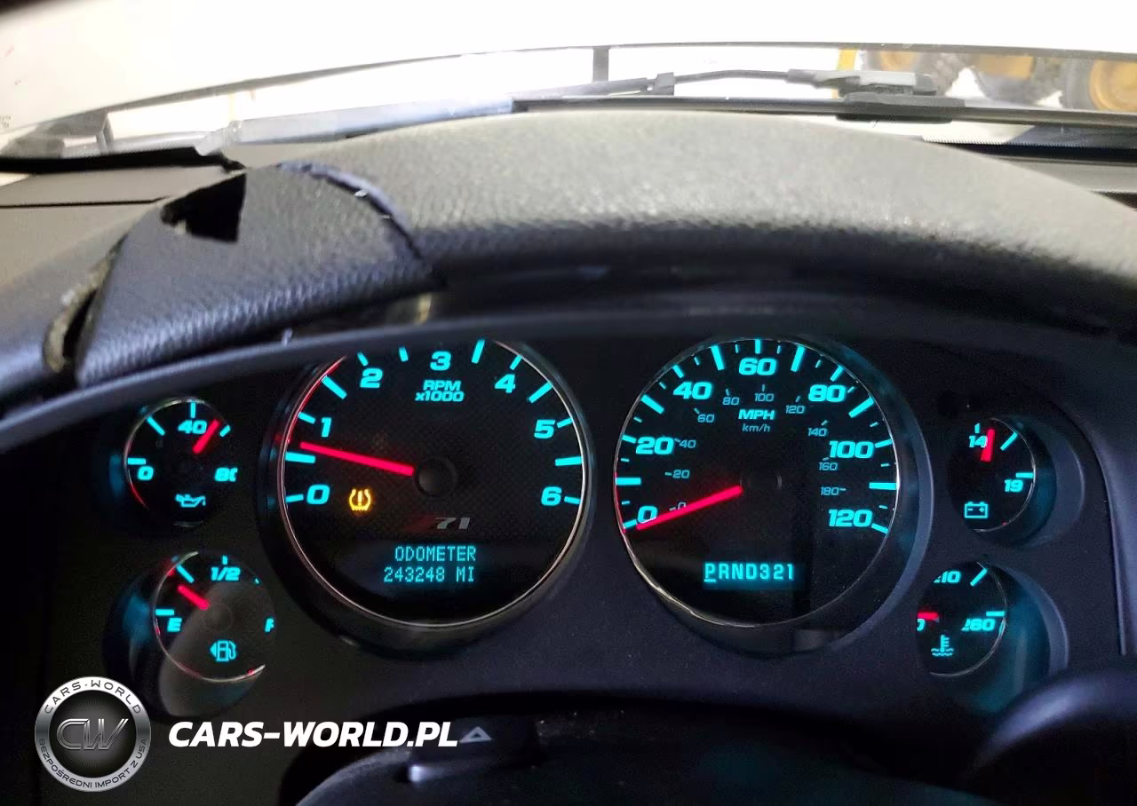 2008 Chevrolet Suburban K1500 Ls VIN:3GNFK16378G187599 - 9
