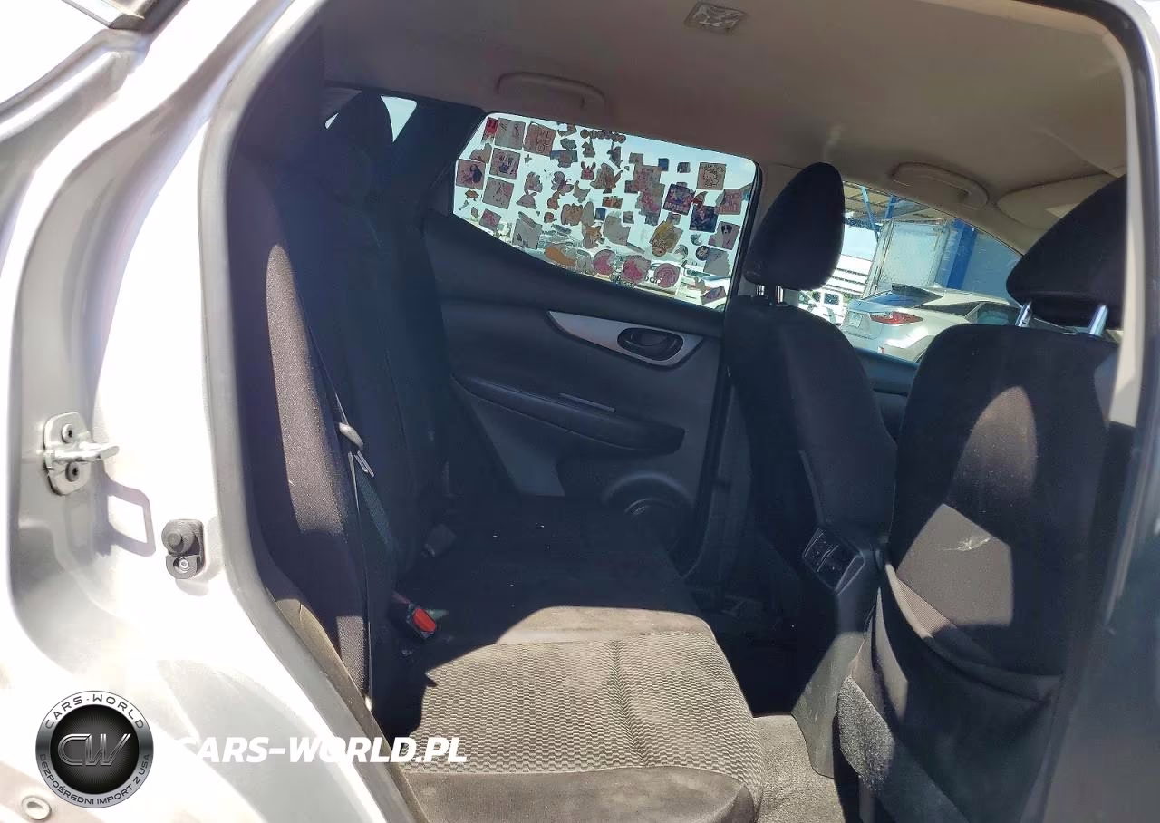 2019 Nissan Rogue Sport S VIN:JN1BJ1CP0KW241788 - 10