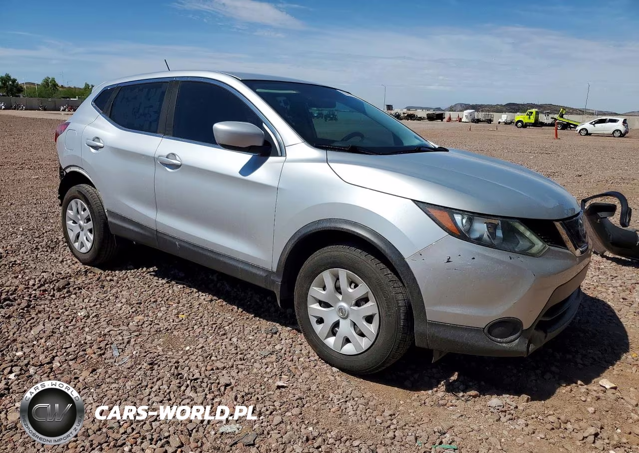 2019 Nissan Rogue Sport S VIN:JN1BJ1CP0KW241788 - 4