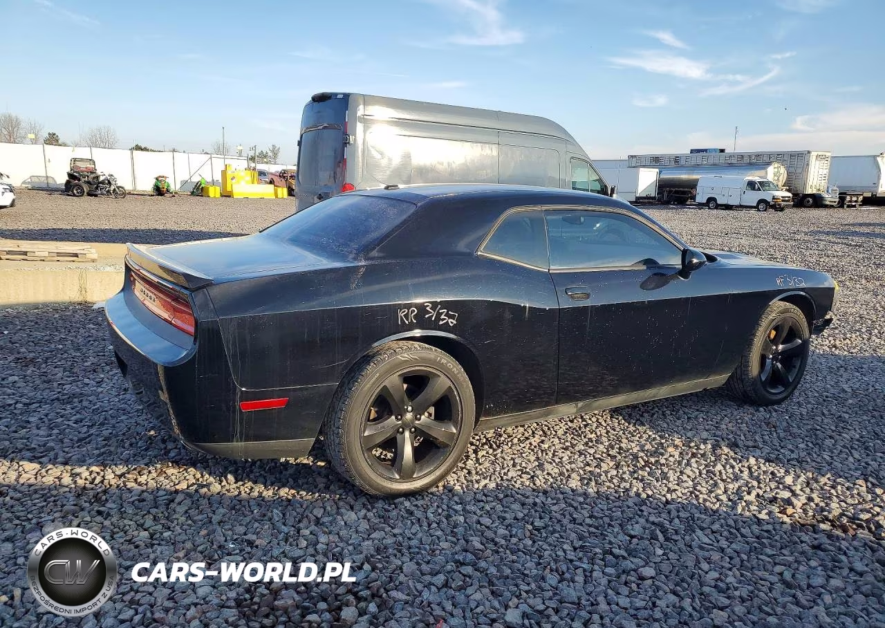 2013 Dodge Challenger Sxt VIN:2C3CDYAG3DH679702 - 3