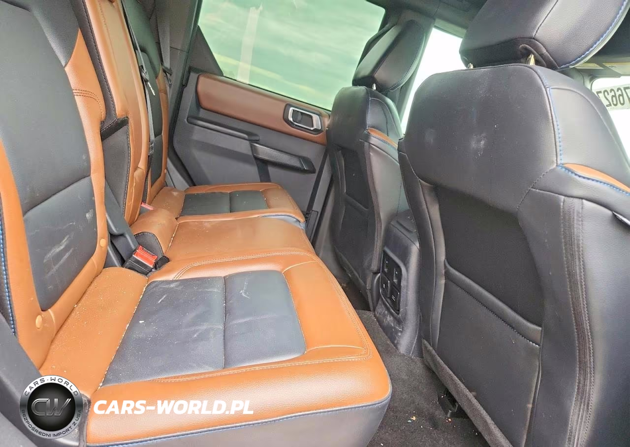 2024 Ford Bronco Outer Banks VIN:1FMDE8BH1RLB16769 - 11