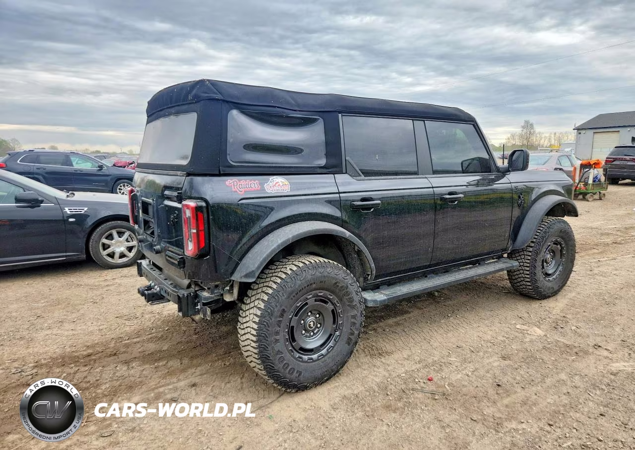 2024 Ford Bronco Outer Banks VIN:1FMDE8BH1RLB16769 - 3