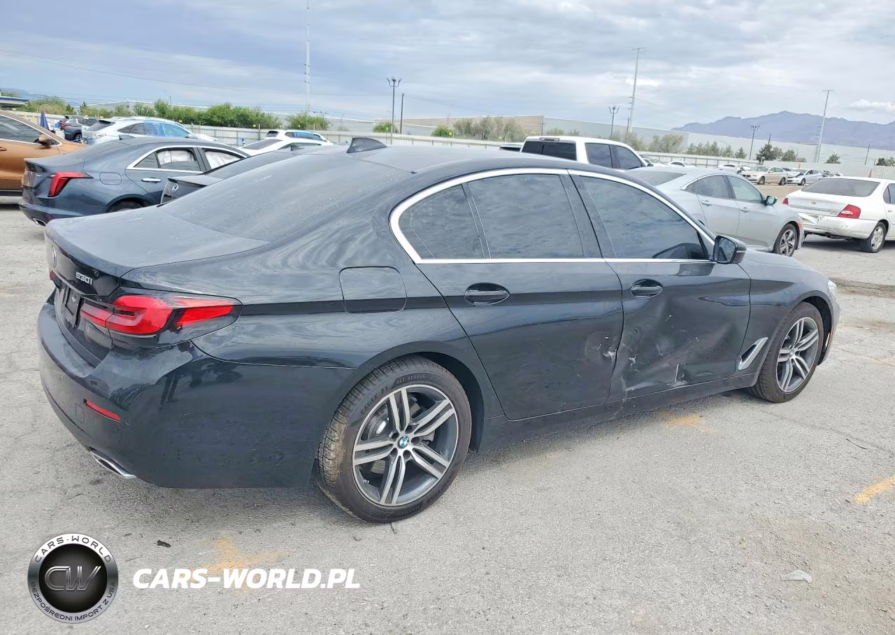 2022 BMW 530 I VIN:WBA53BH05NCK93894 - 3