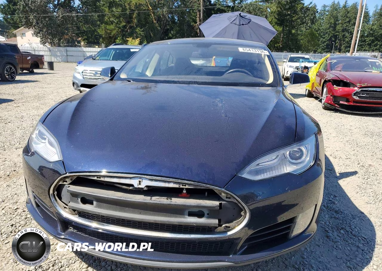 2013 Tesla Model S VIN:5YJSA1CG5DFP03556 - 5