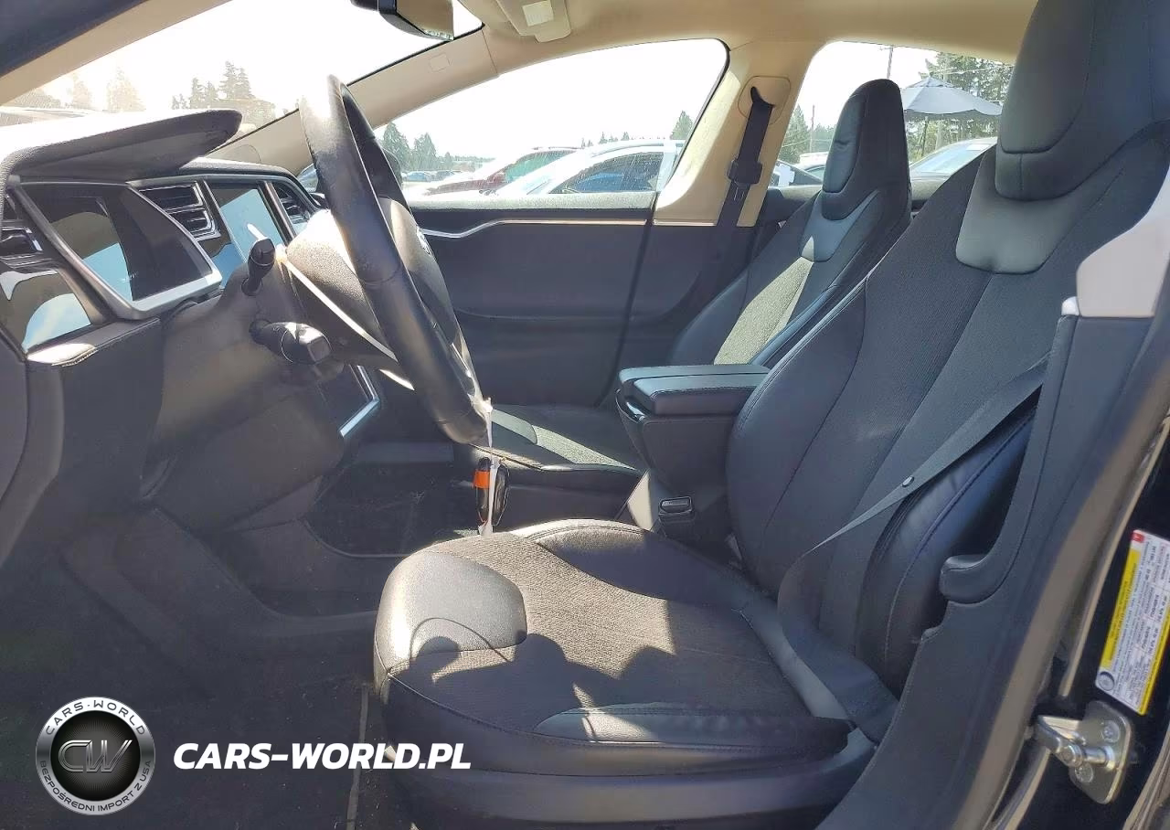 2013 Tesla Model S VIN:5YJSA1CG5DFP03556 - 7