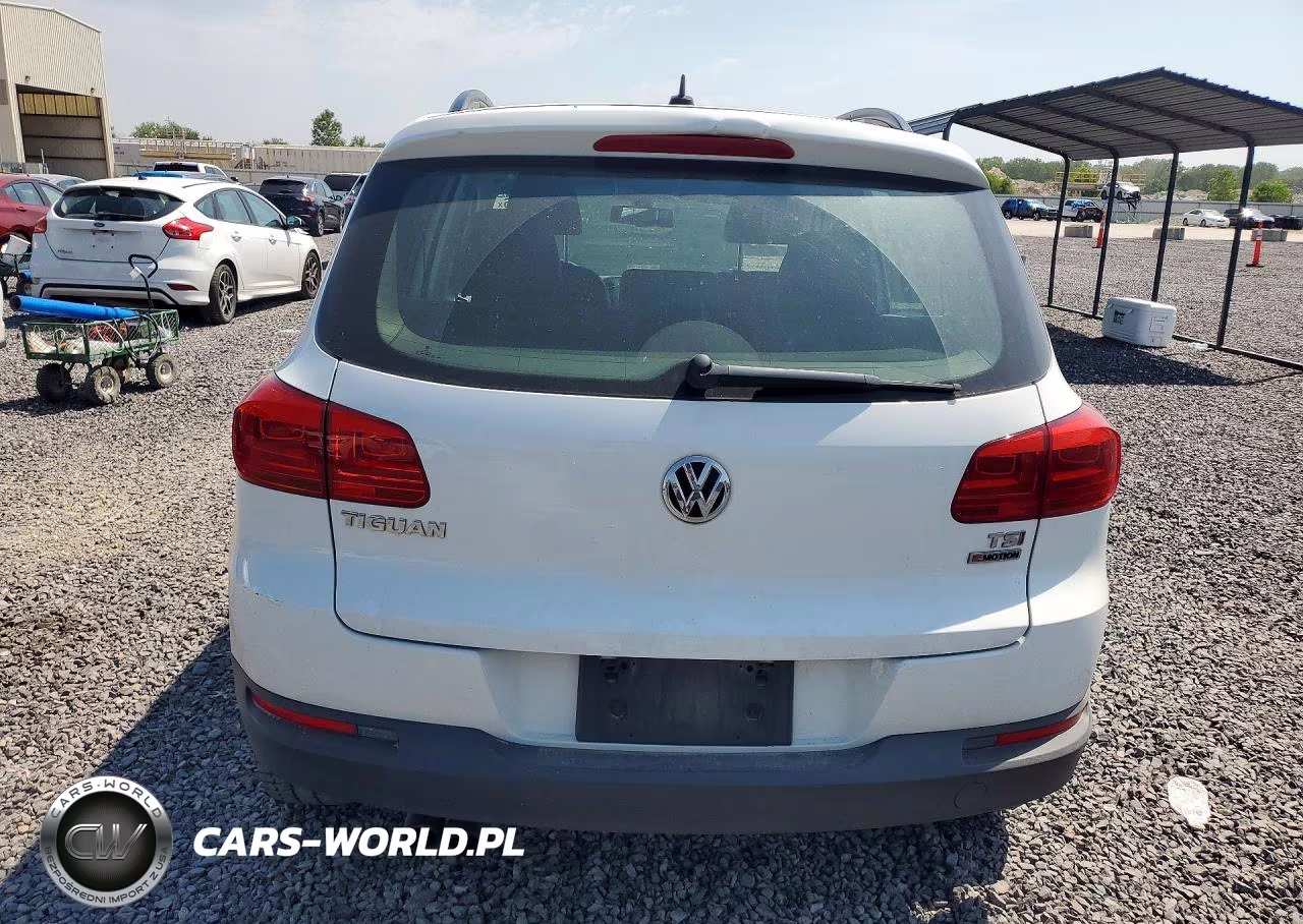 2016 Volkswagen Tiguan S VIN:WVGBV7AX7GW019503 - 6