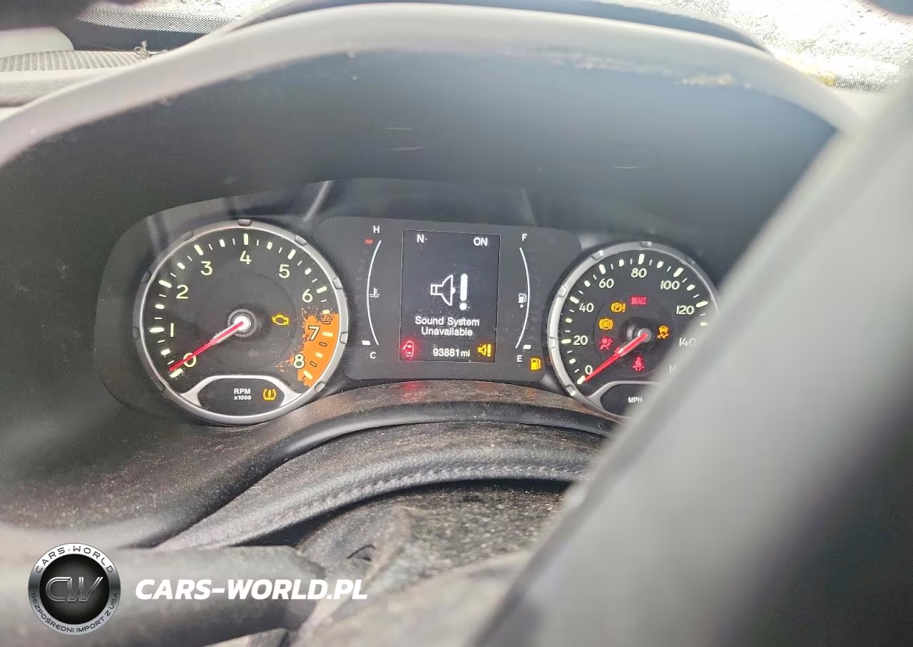 2017 Jeep Renegade Latitude 4X4 VIN:ZACCJBBH7HPF93421 - 9