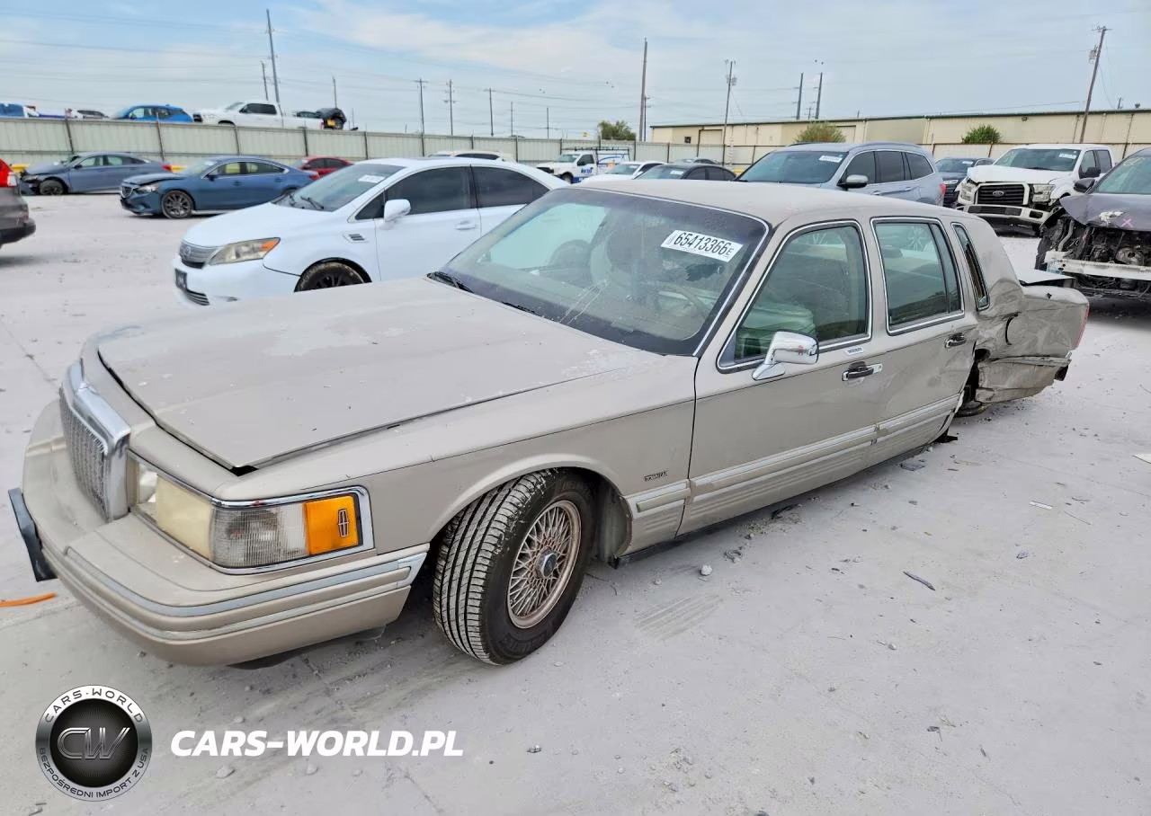 1994 Lincoln Town Car Signature