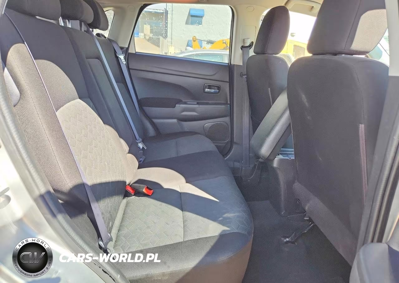 2021 Mitsubishi Outlander Sport Es VIN:JA4APUAU6MU033036 - 11