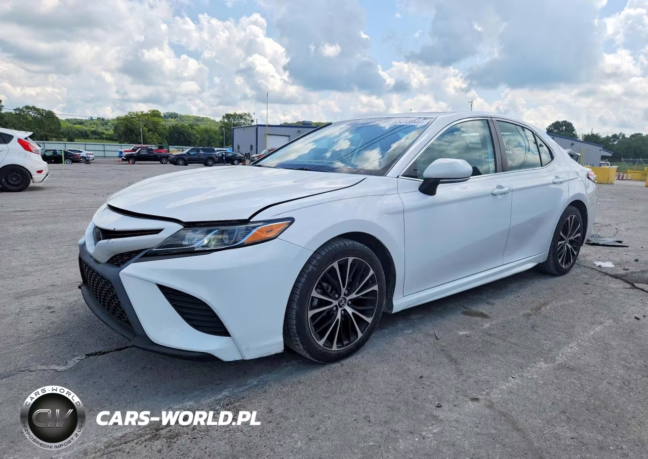2019 Toyota Camry Se – zdjęcie 1 z 12