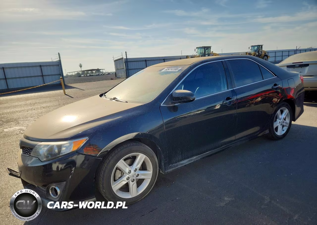 2014 Toyota Camry Se – zdjęcie 1 z 12