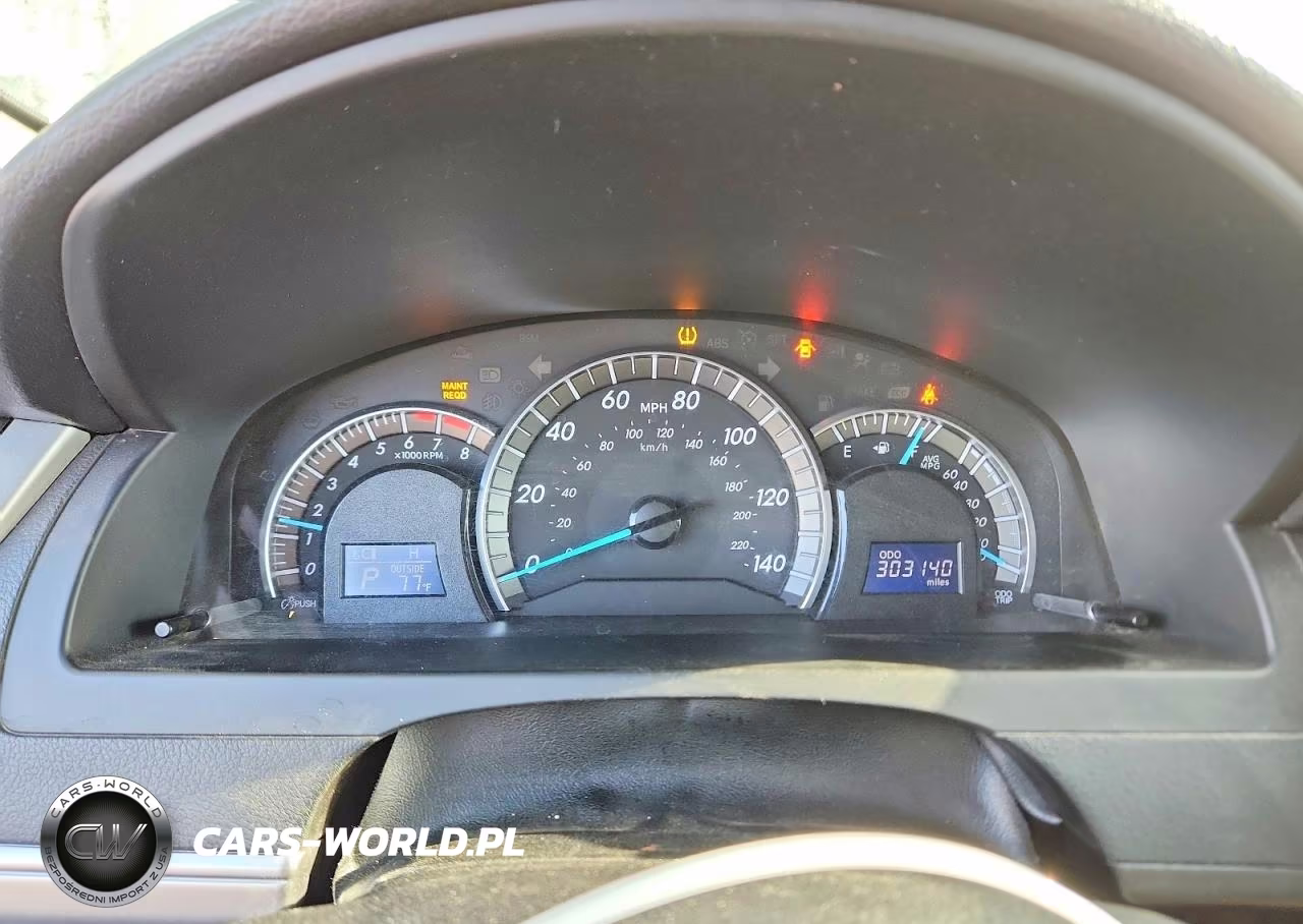 2014 Toyota Camry Se VIN:4T1BF1FK0EU411934 - 9