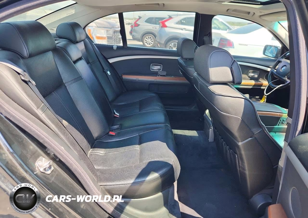 2006 BMW 750 Li VIN:WBAHN835X6DT26705 - 10