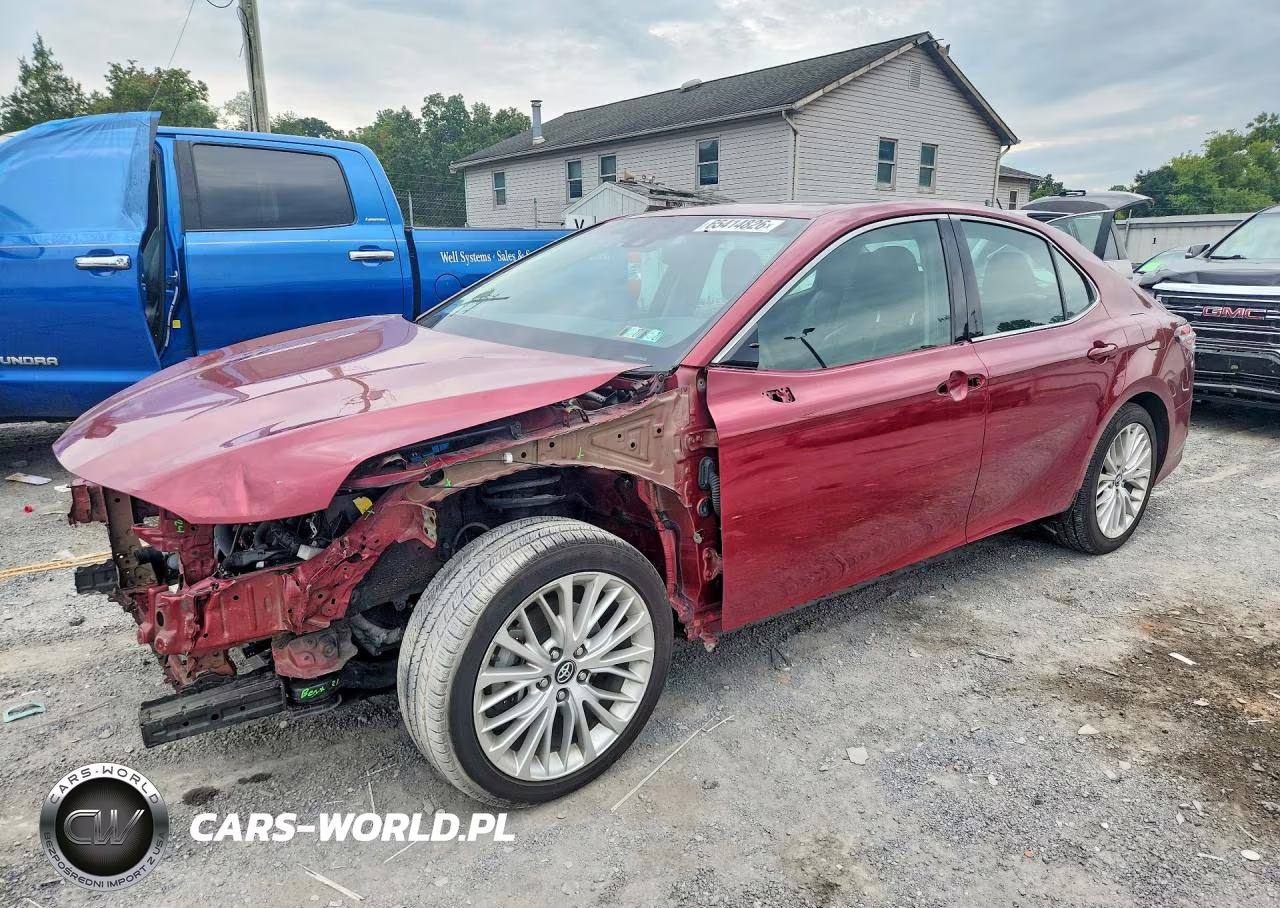 2018 Toyota Camry Hybrid Xle – zdjęcie 1 z 13