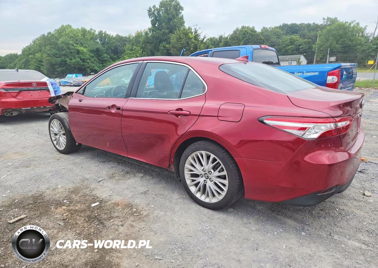 2018 Toyota Camry Hybrid Xle VIN:4T1B21HK4JU500800 - 2