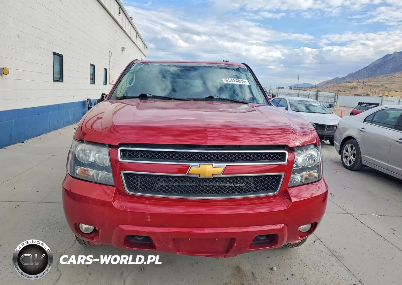 2013 Chevrolet Suburban K1500 Lt VIN:1GNSKJE76DR139380 - 5