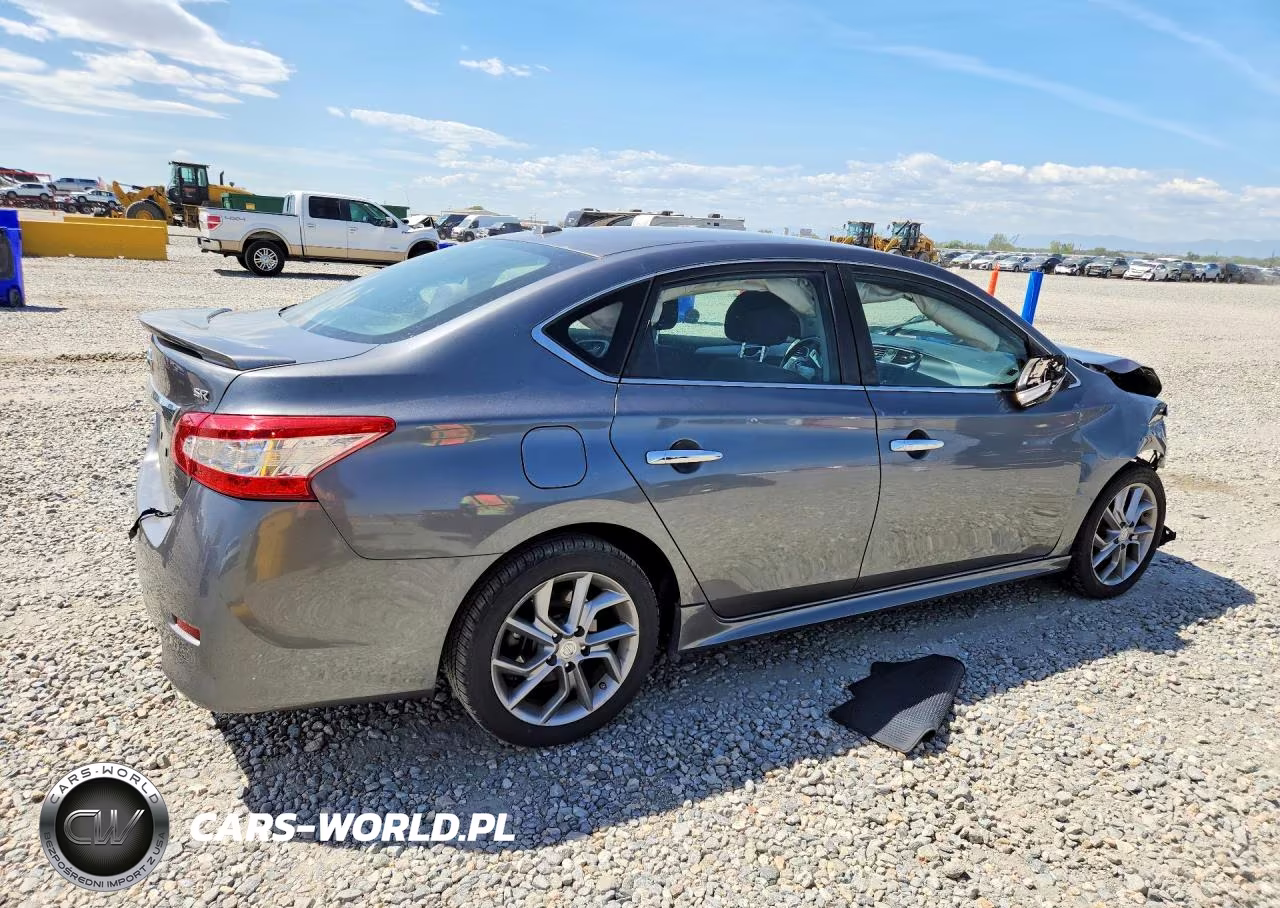 2015 Nissan Sentra Sr VIN:3N1AB7AP5FY382403 - 3