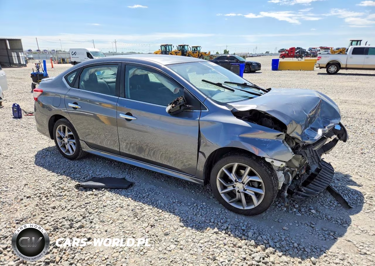 2015 Nissan Sentra Sr VIN:3N1AB7AP5FY382403 - 4
