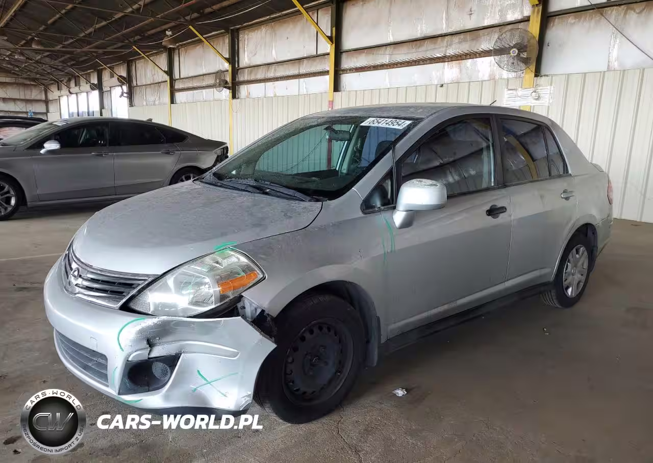 2010 Nissan Versa S