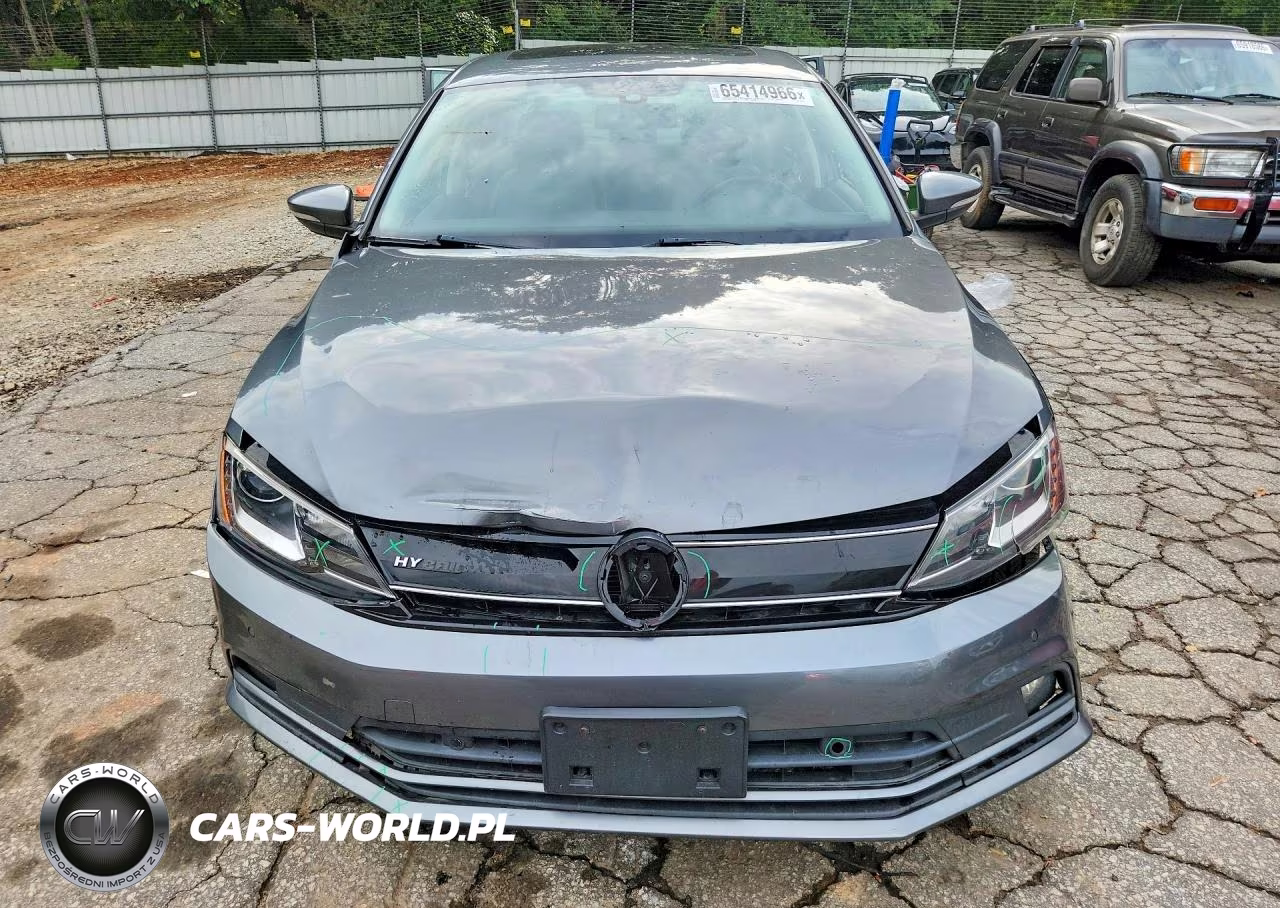 2015 Volkswagen Jetta Hybrid VIN:3VW637AJ5FM327451 - 5