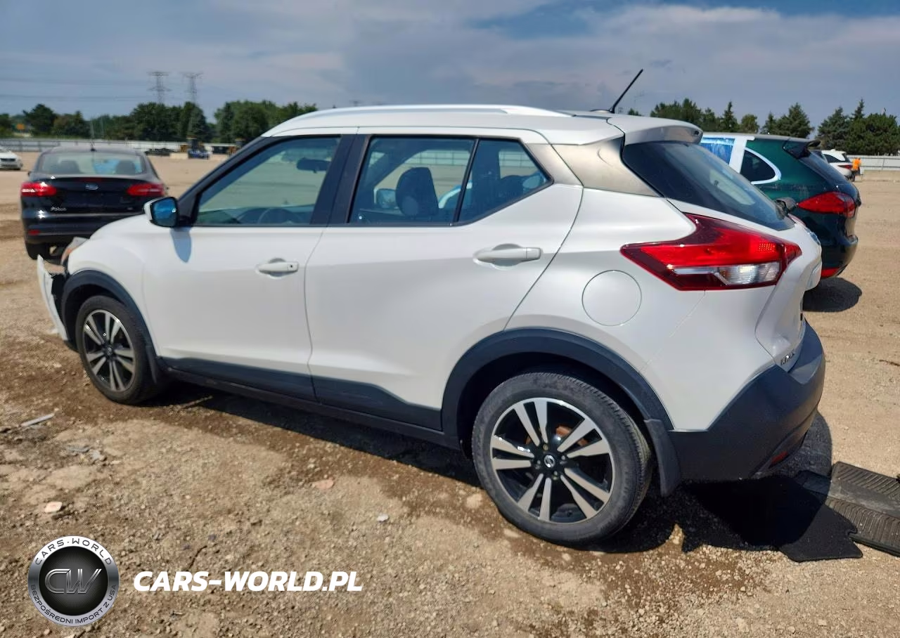 2019 Nissan Kicks Sv VIN:3N1CP5CU6KL536061 - 2