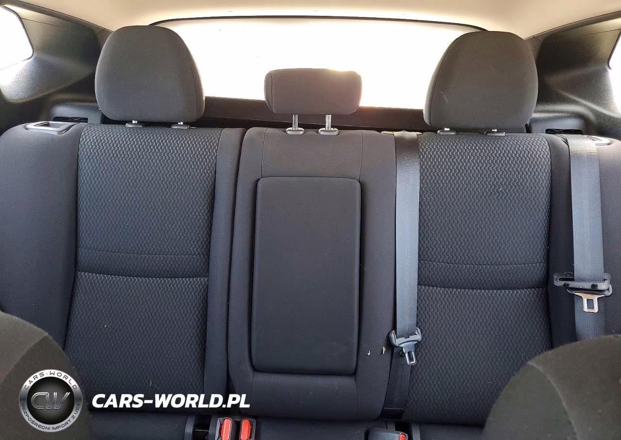 2017 Nissan Rogue Sport S VIN:JN1BJ1CRXHW128490 - 10