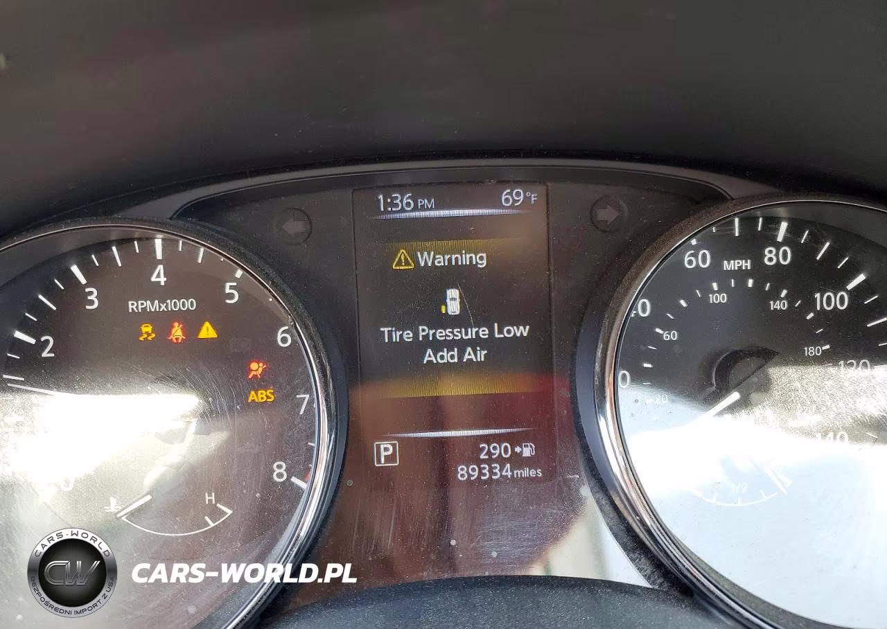 2017 Nissan Rogue Sport S VIN:JN1BJ1CRXHW128490 - 9