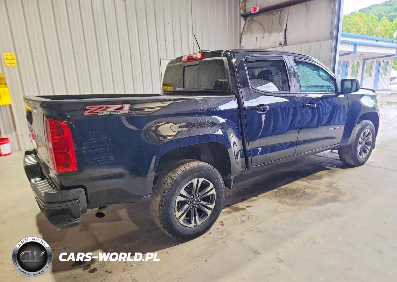 2022 Chevrolet Colorado Z71 VIN:1GCGTDEN3N1221255 - 3